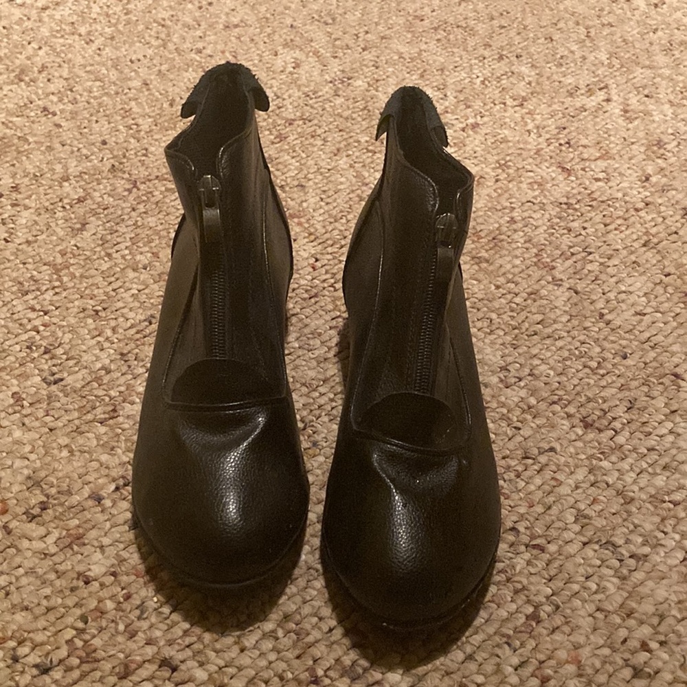 Zip up booties - Picture 2 of 9